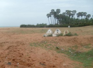 Le sable est pour tous et toujours mais pas de...