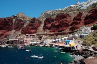 Le superbe port d'Amoudi