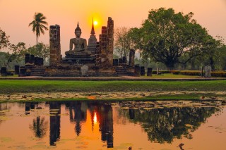 Le temple de la grande relique à Sukhothai