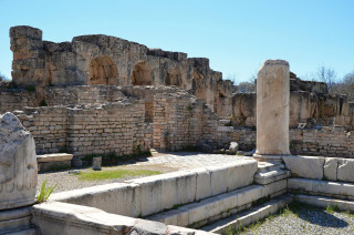 Les Thermes d'Hadrien