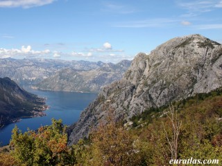 Les bouches de Kotor vues depuis la route aux 29 lacets