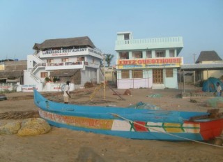 Les constructions neuves près de la mer