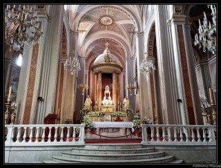 L'intérieur de la cathédrale