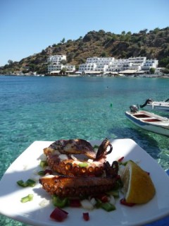 Loutro: Bon appétit...