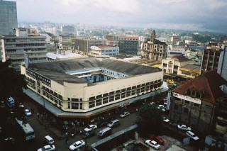 Moi avenue et Cabral street