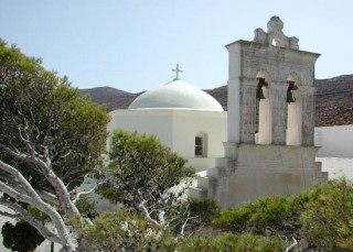 Monastère des Taxiarques - clocher et coupole de l’église