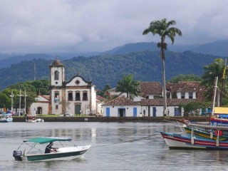 Paraty, vue depuis la mer