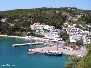 Patitiri, le port d'Alonissos