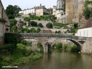 Pont Pinard, Semur-en-Auxois