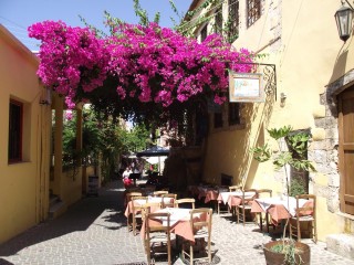 Tabepna dans une ruelle