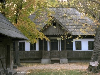 Un village traditionnel roumain