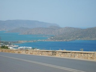 VUE SUR LA PRESQU ILE DE SPINALONGA VUE SUR LA PRESQU ILE DE SPINALONGA