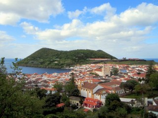 Vue sur Angra do Heroismo