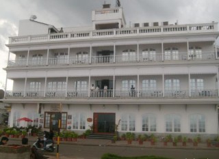 Vue sur mer, un hôtel colonial 