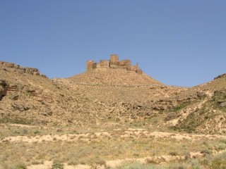 Château-Monastère de Monte Aragon : vue...