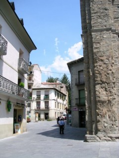 Vue Jaca (Pyrénées Aragonaises) Vue Jaca (Pyrénées Aragonaises)