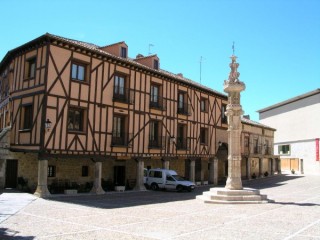 Pilori du XVème siècle sur la Plaza Mayor Pilori du XVème siècle sur la Plaza Mayor