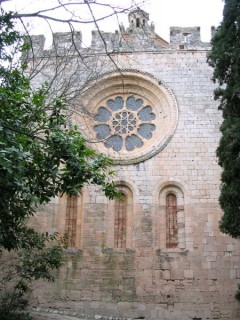 Vue du monastère de Santes Creus (Catalogne) Vue du monastère de Santes Creus (Catalogne)