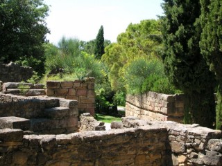 Ullastret : vue des ruines du village antique Ullastret : vue des ruines du village antique
