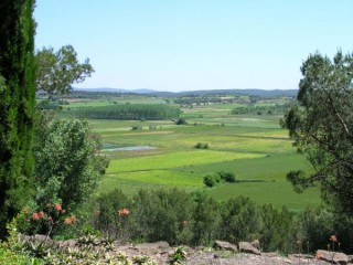 Ullastret : vue des paysages depuis le village... Ullastret : vue des paysages depuis le village...