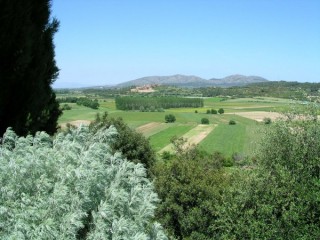 Ullastret : vue des paysages depuis le village... Ullastret : vue des paysages depuis le village...