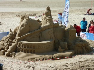 Chàteau du Puy du fou sur la plage !