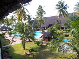 Tiwi Beach