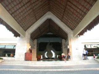 Hotel bahia principe akoumal
