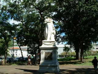 La statue de l'impératrice Joséphine La statue de l'impératrice Joséphine