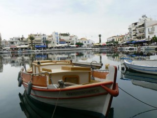 Le lac d'aghios nikolaos
