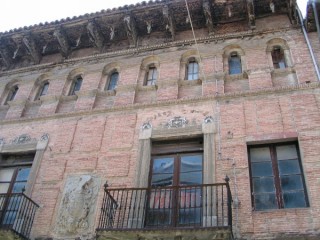 SANGUESA : Photo de la ville de Sanguesa (Navarre)