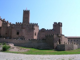 XAVIER : Photo du château de Xavier (Navarre)