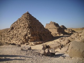 Petites pyramides