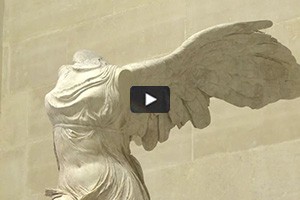 La Victoire de Samothrace rénovée se livre au Louvre